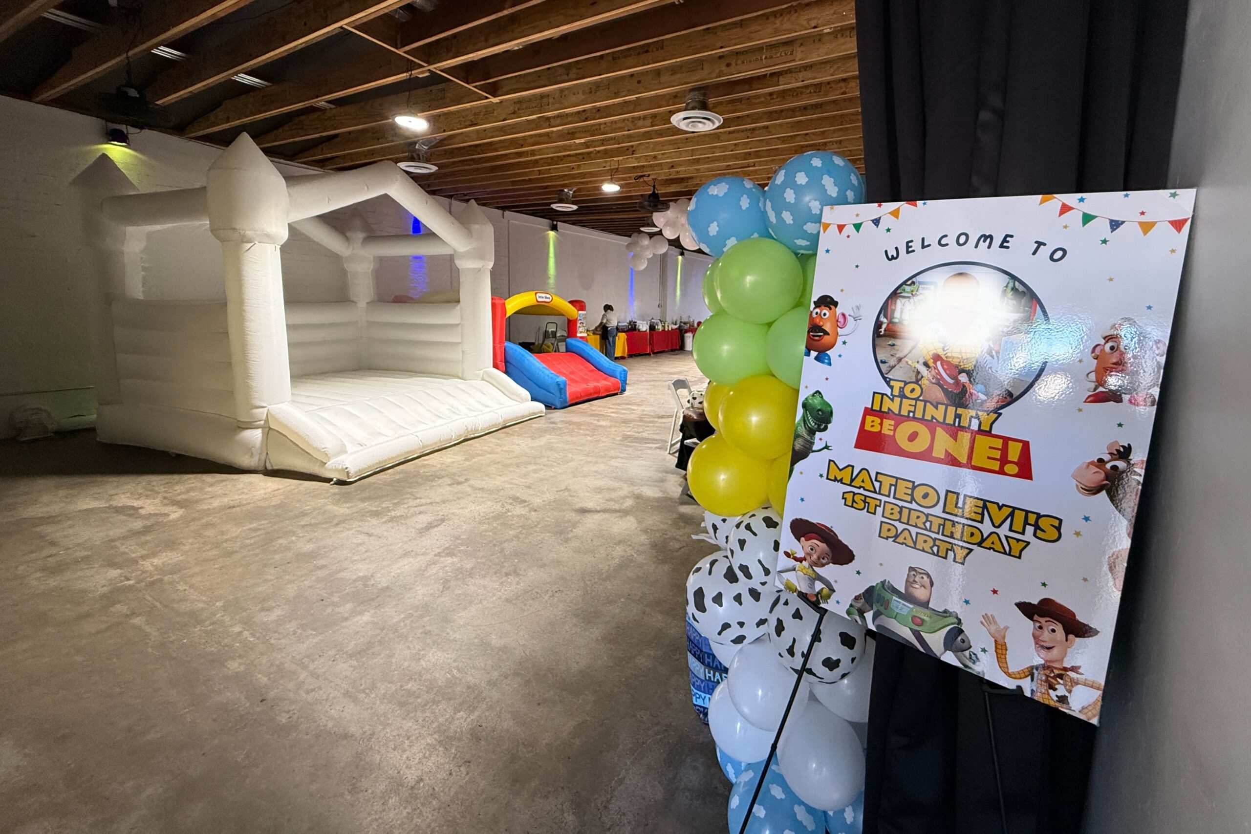 Kazaa Studios - Toy Story